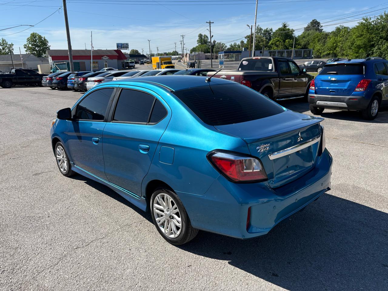 Mitsubishi Mirage G4  2021