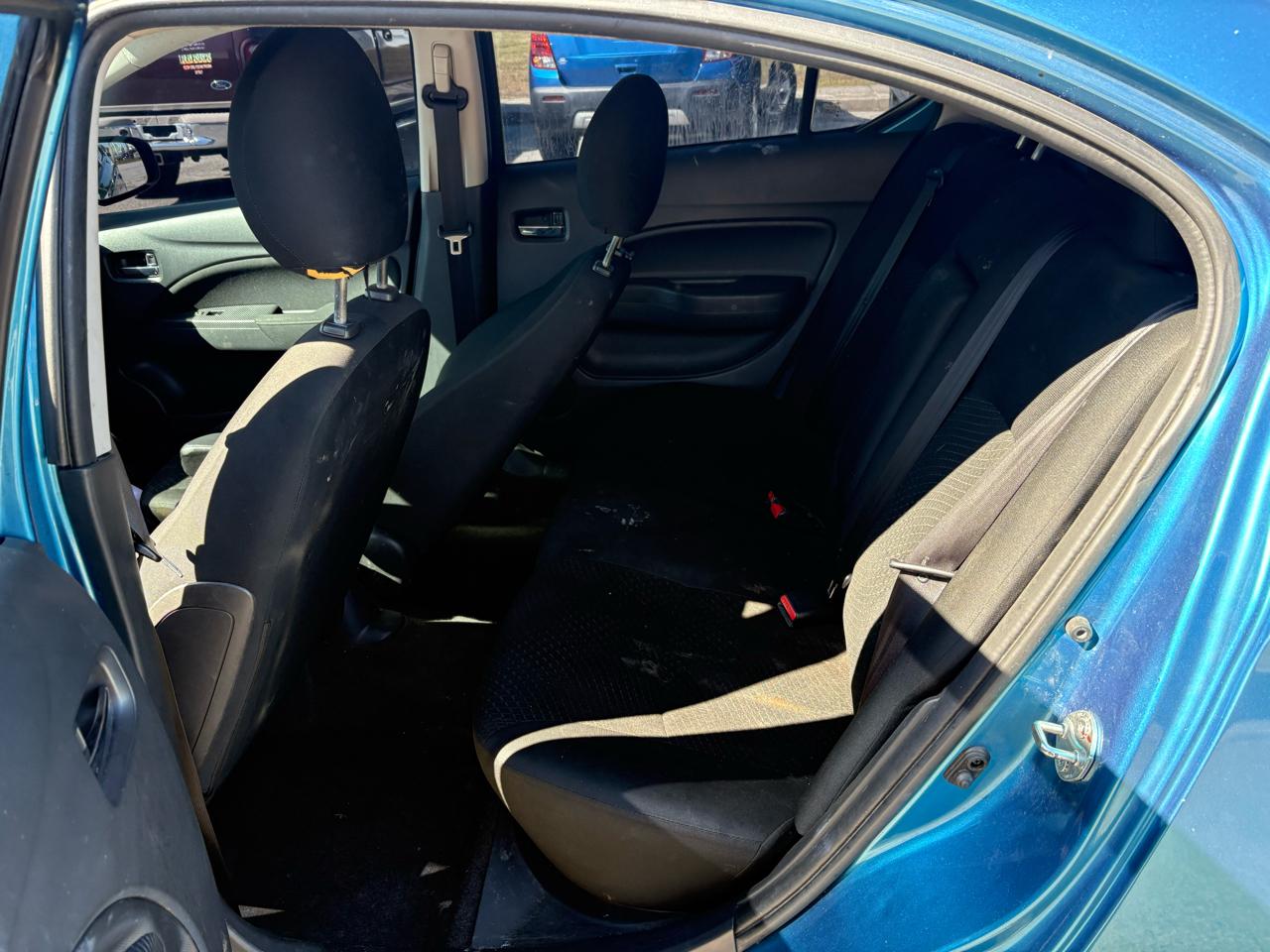 Mitsubishi Mirage G4  2021