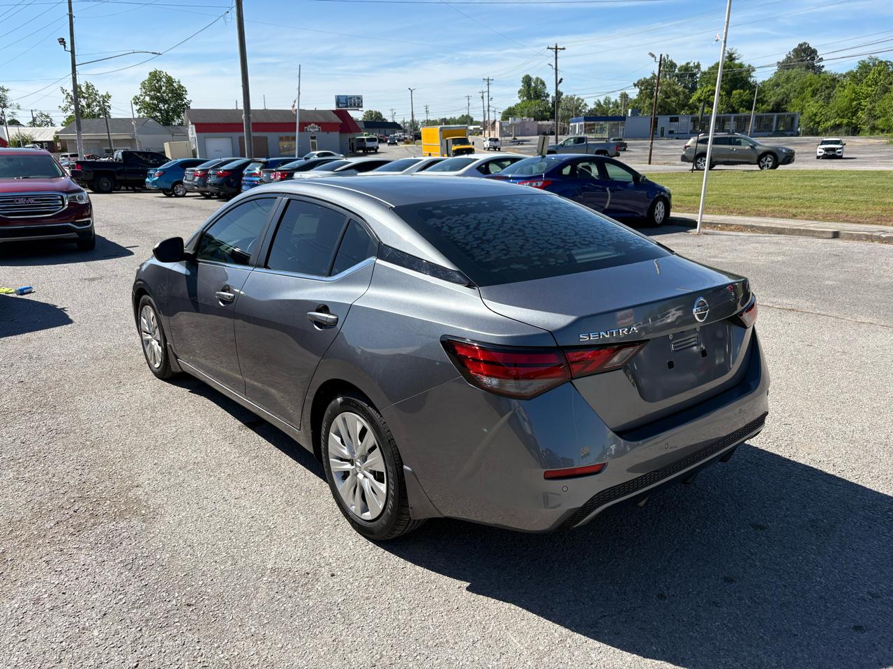 Nissan Sentra  2020