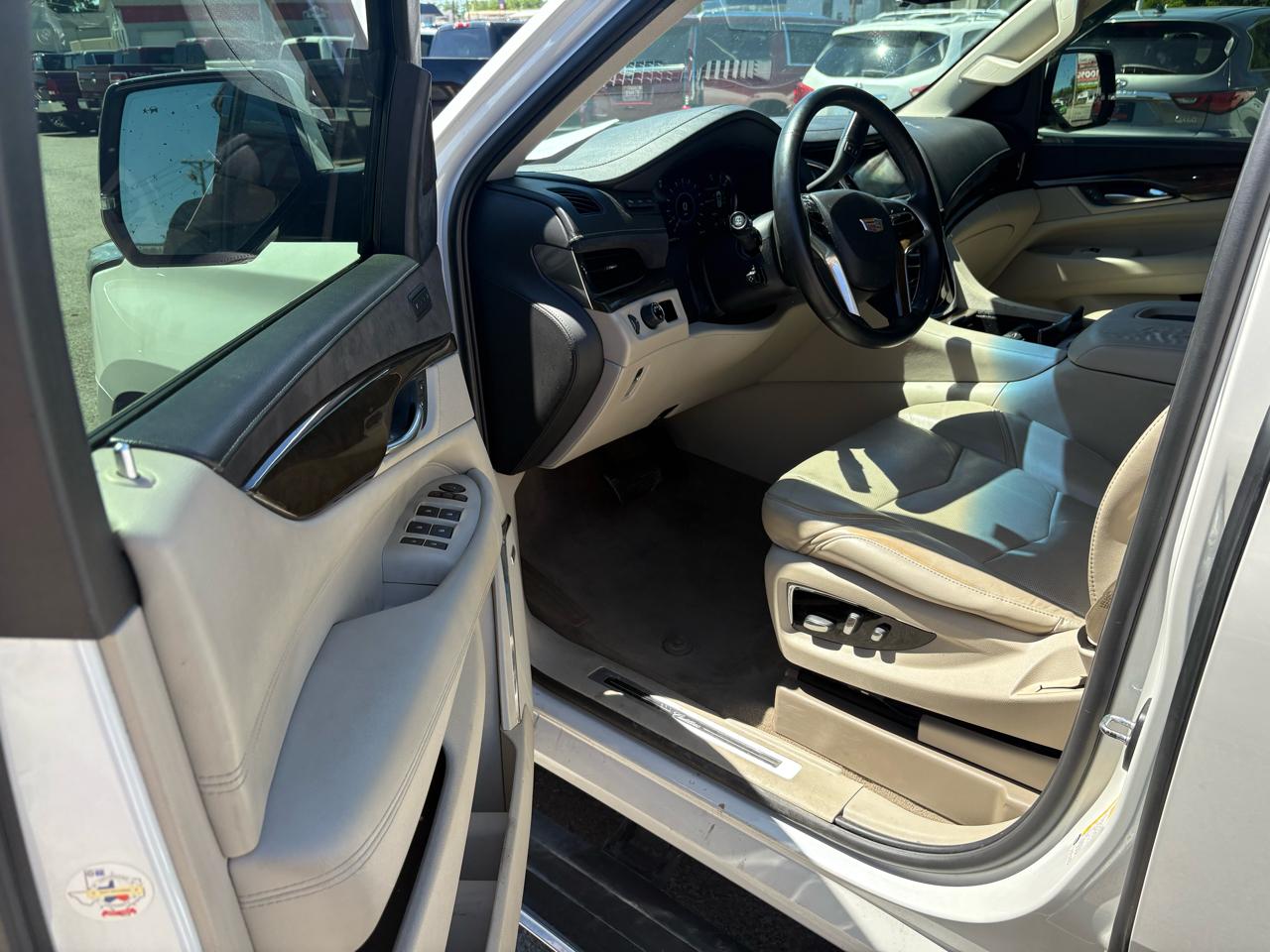 Cadillac Escalade ESV  2018