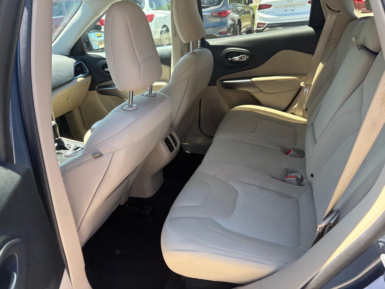 Jeep Cherokee  2019