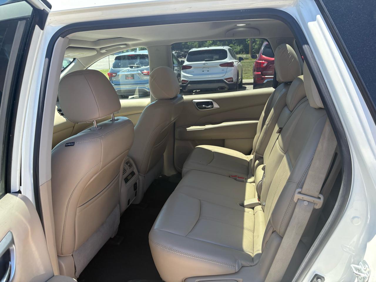Nissan Pathfinder  2017