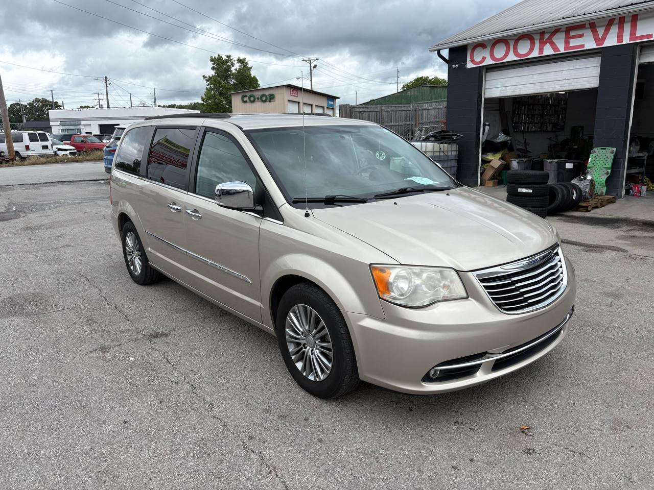 Chrysler Town & Country  2014