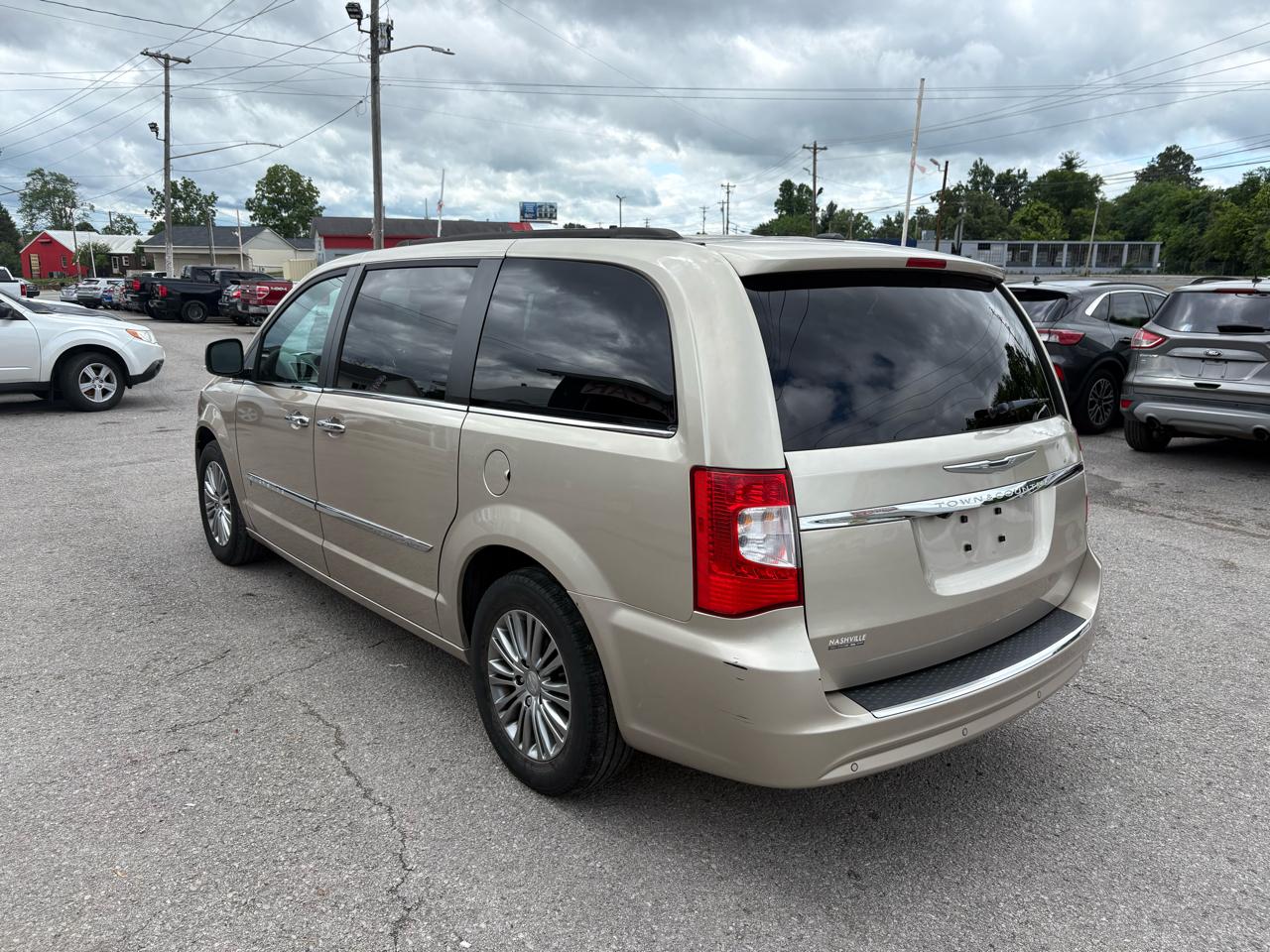 Chrysler Town & Country  2014