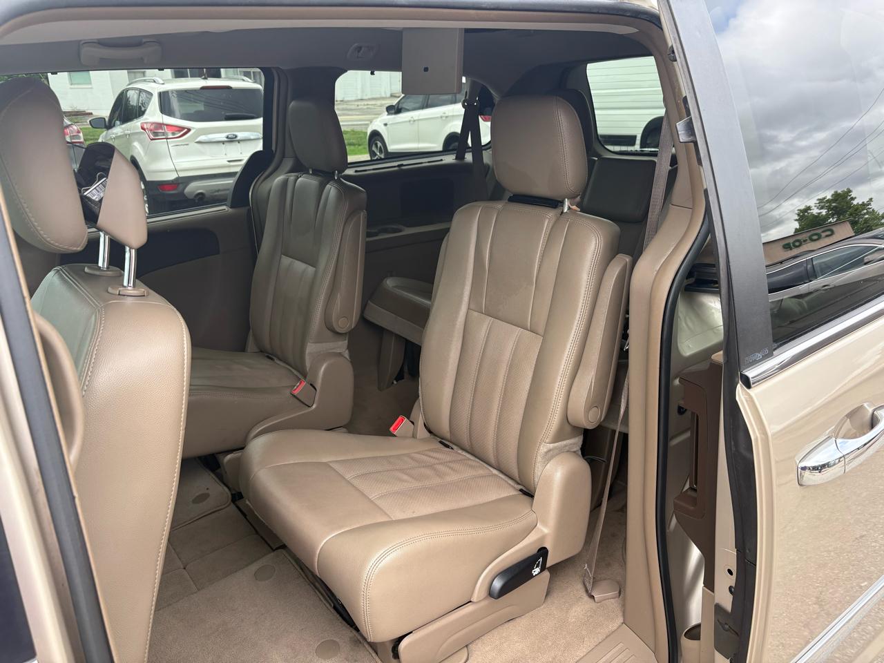 Chrysler Town & Country  2014