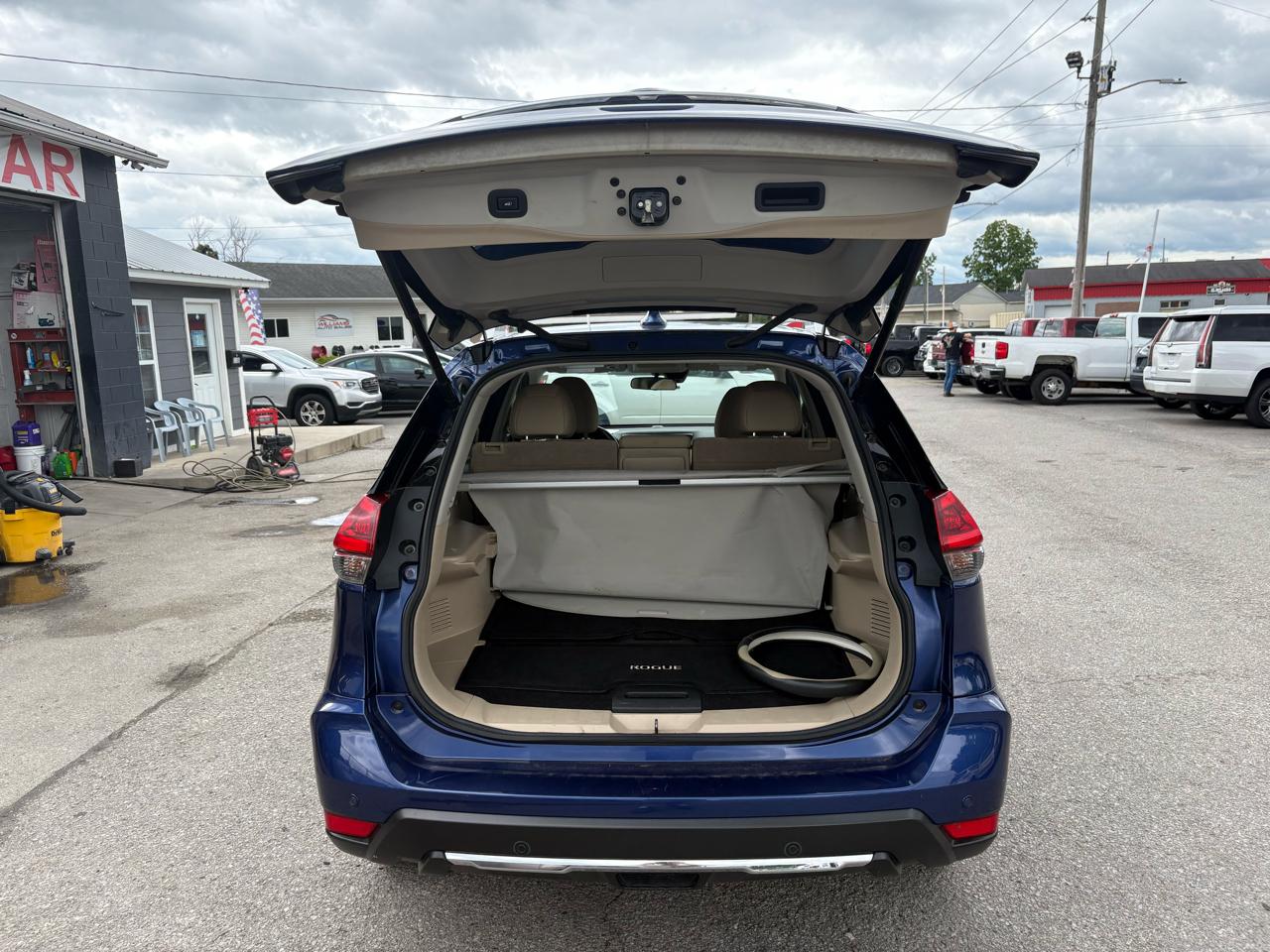 Nissan Rogue  2019