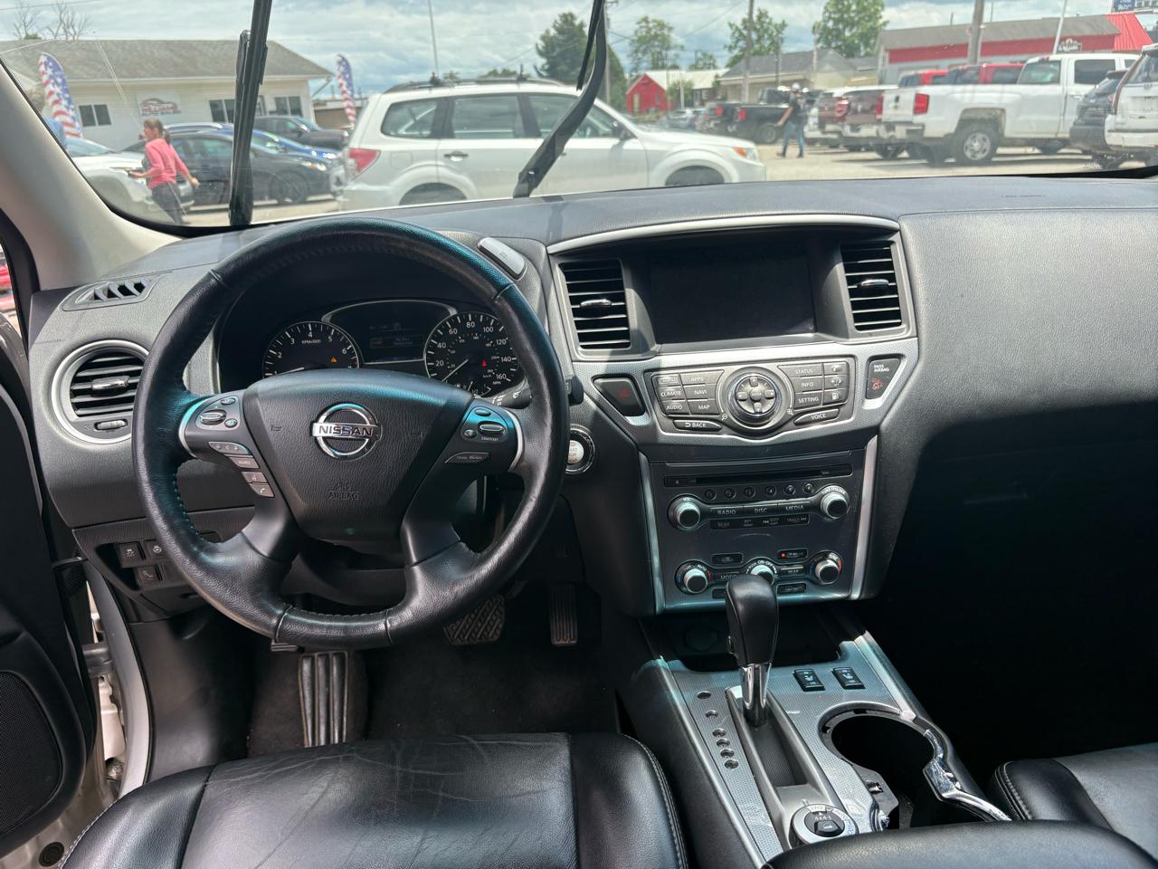 Nissan Pathfinder  2020