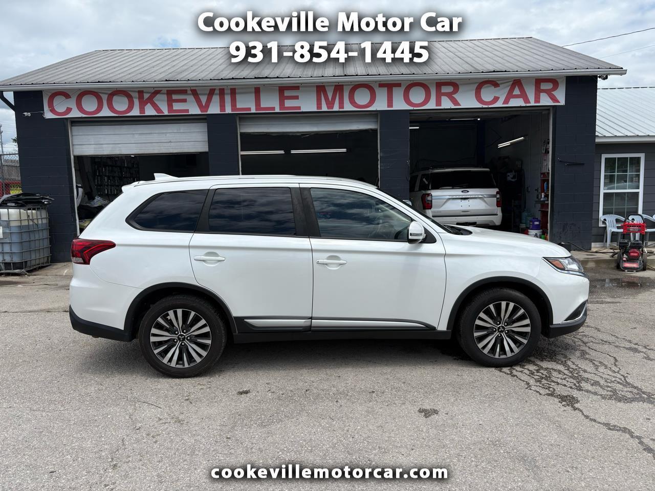 Mitsubishi Outlander  2020