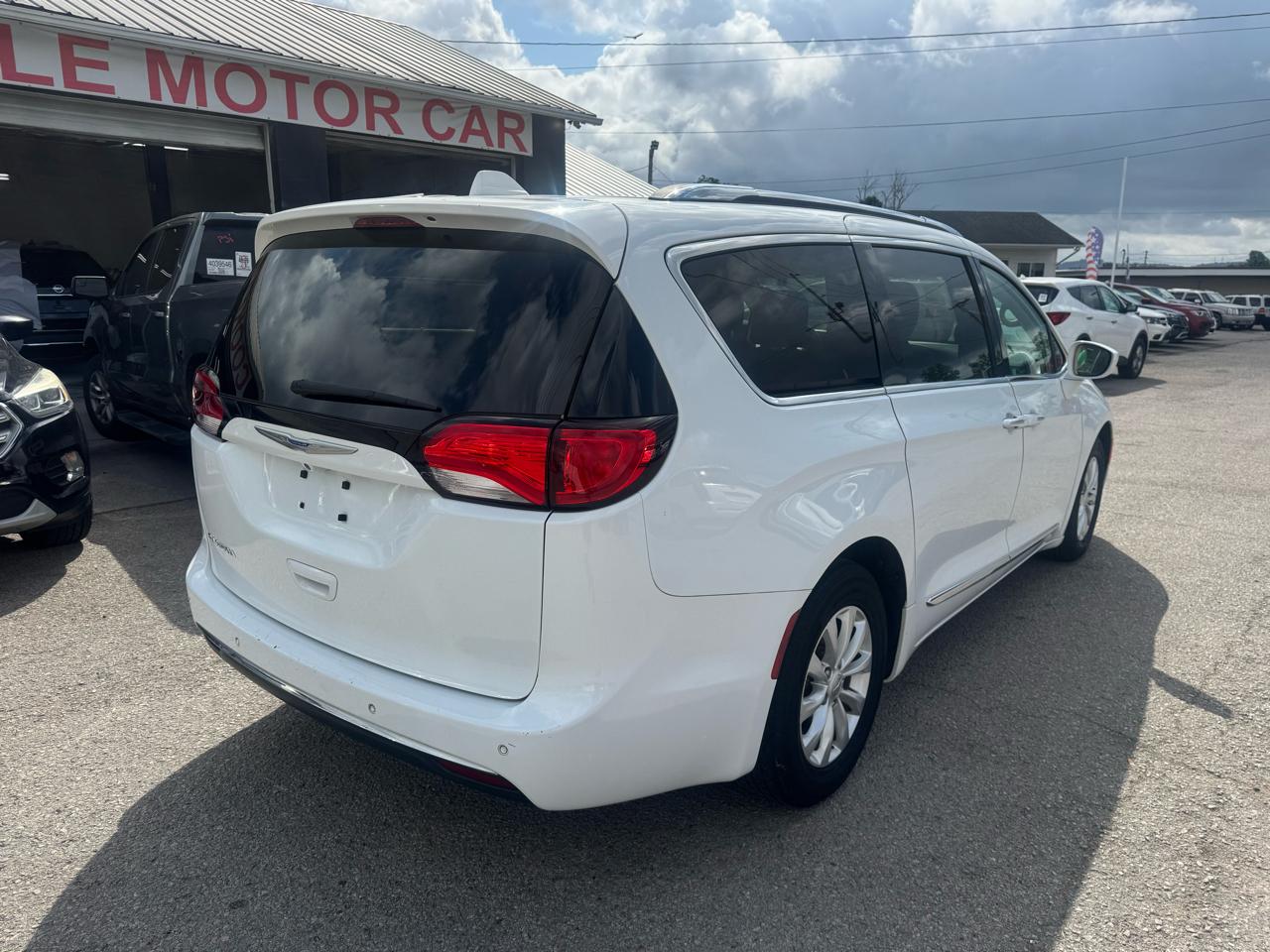 Chrysler Pacifica  2018