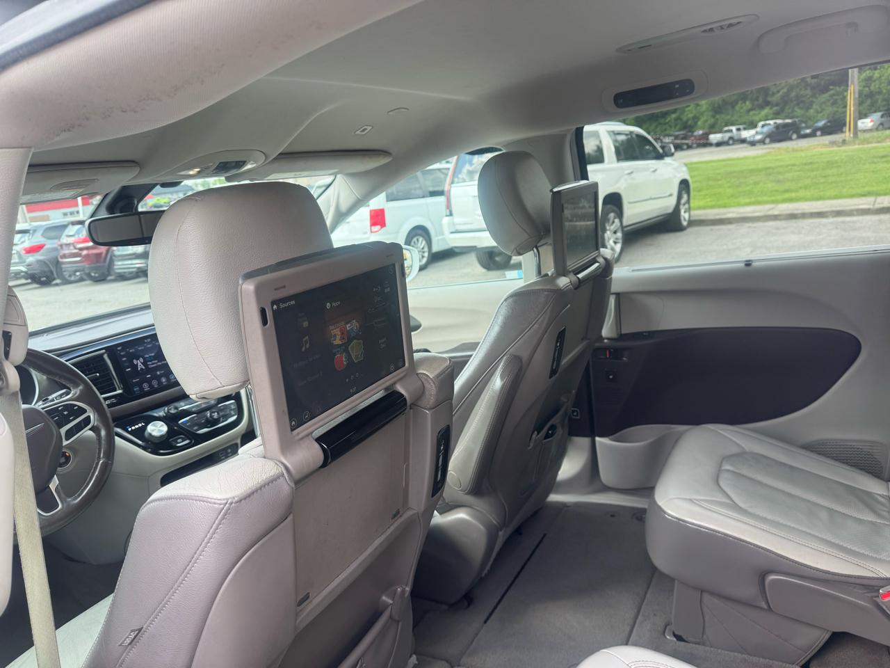 Chrysler Pacifica  2018