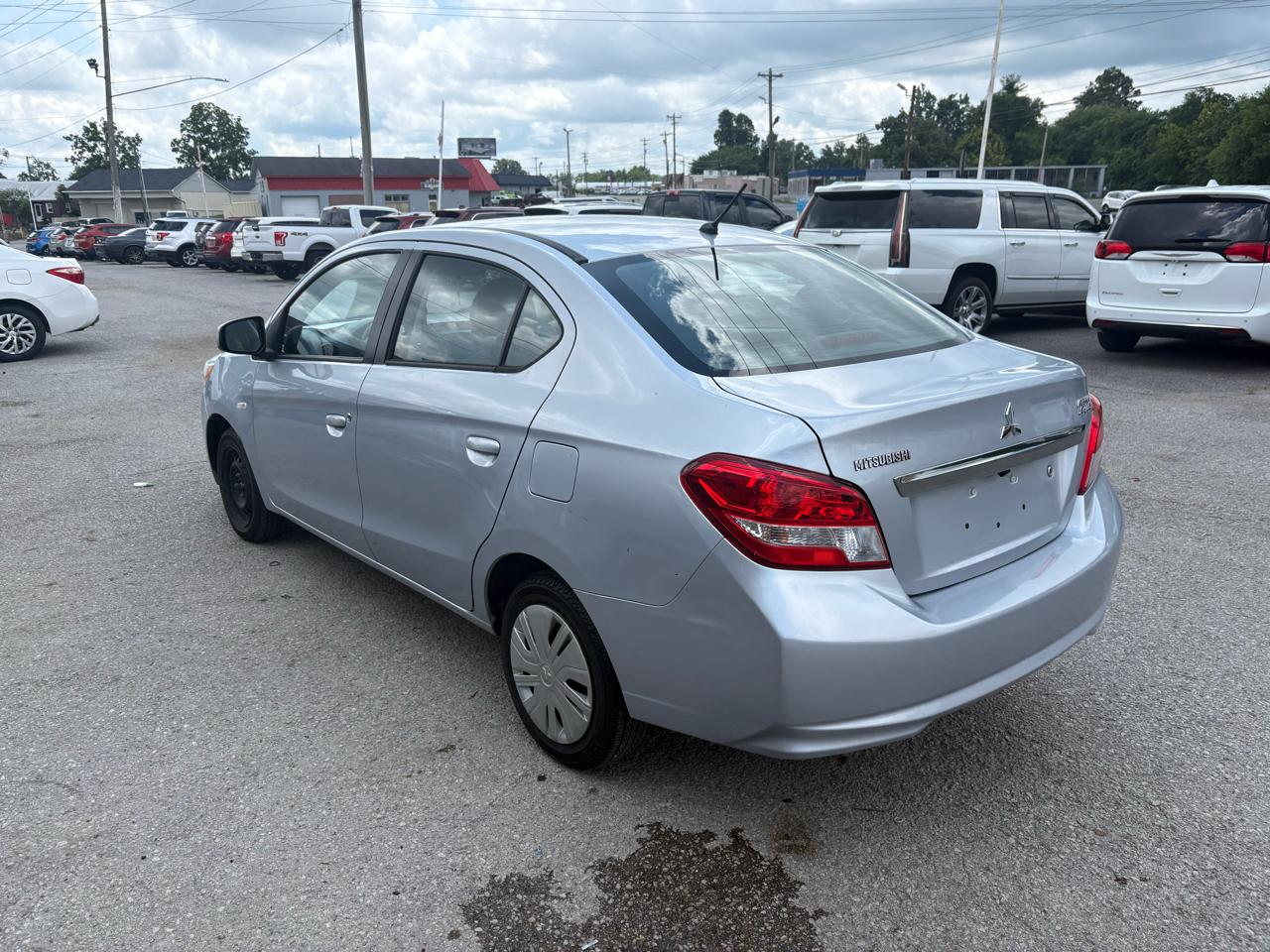 Mitsubishi Mirage G4  2018