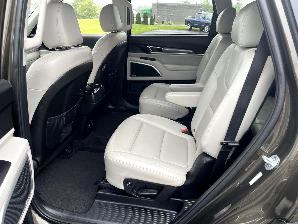 2020 Kia Telluride S photo 15