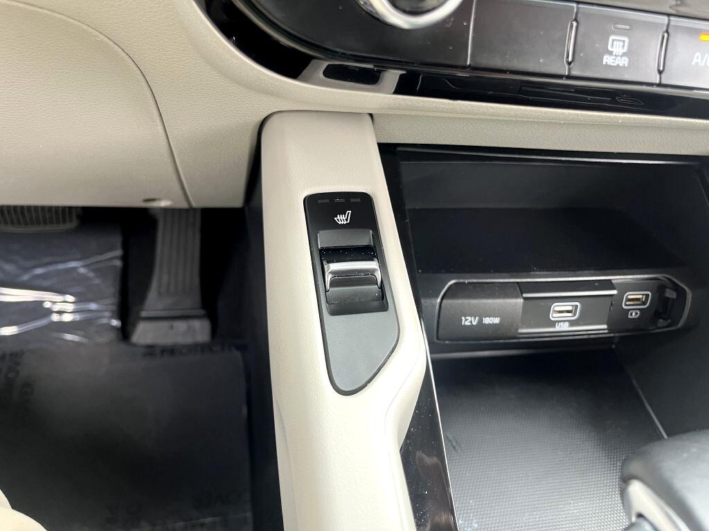 2020 Kia Telluride S photo 26