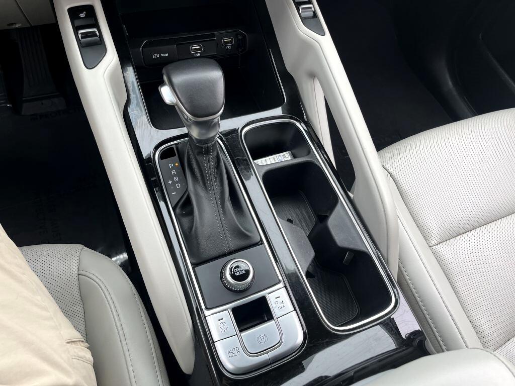 2020 Kia Telluride S photo 29