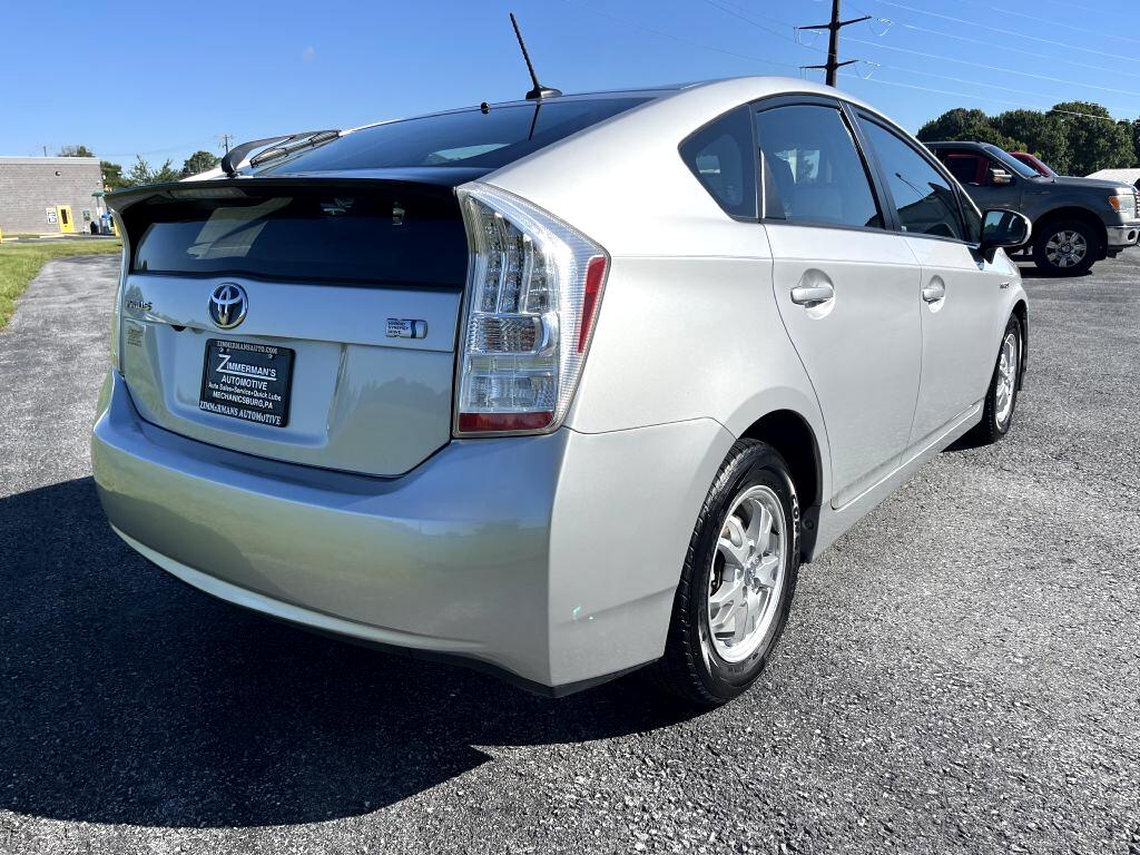 2010 Toyota Prius photo 3
