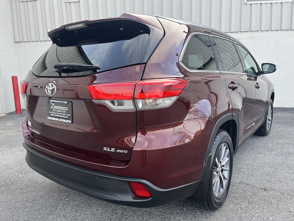 2019 Toyota Highlander XLE photo 3
