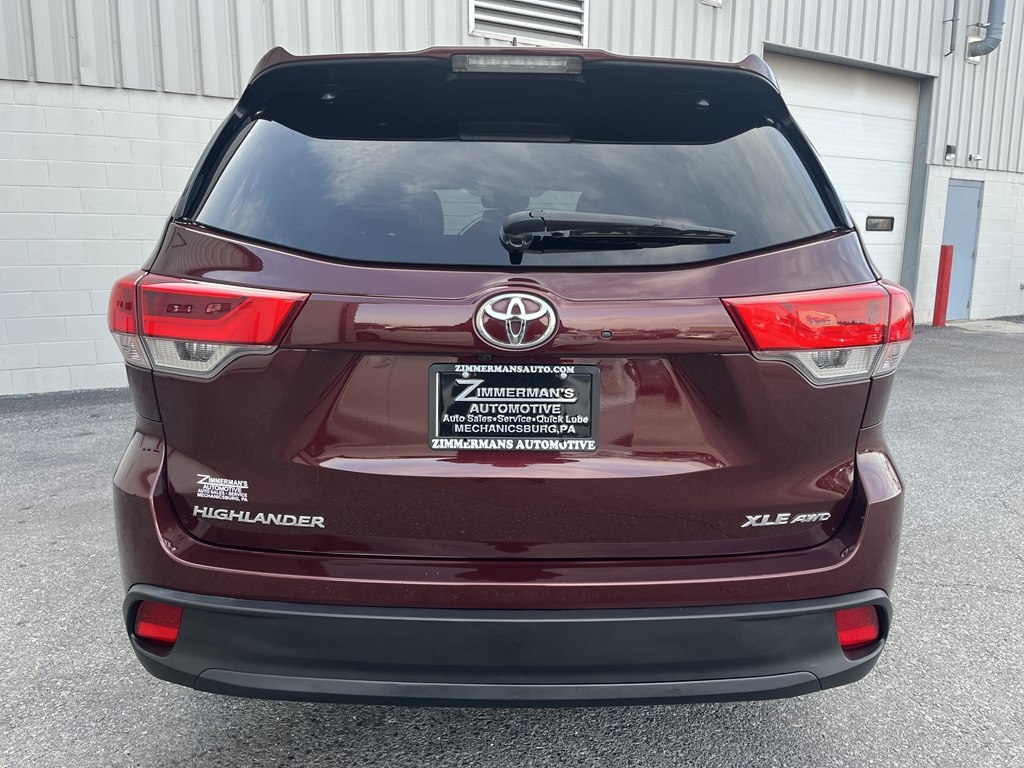 2019 Toyota Highlander XLE photo 4