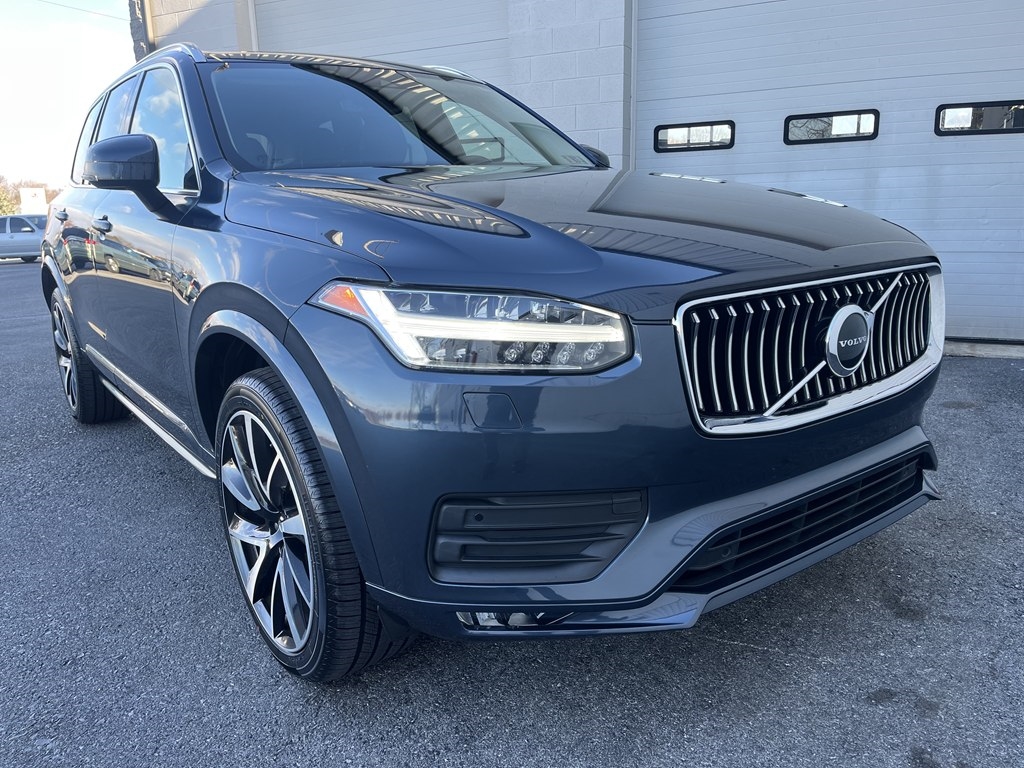 2021 Volvo XC90 T6 MOMENTUM
