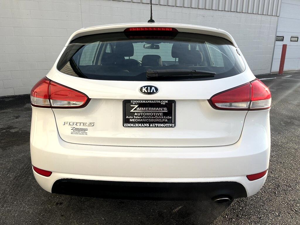 Kia Forte 5-Door  2016