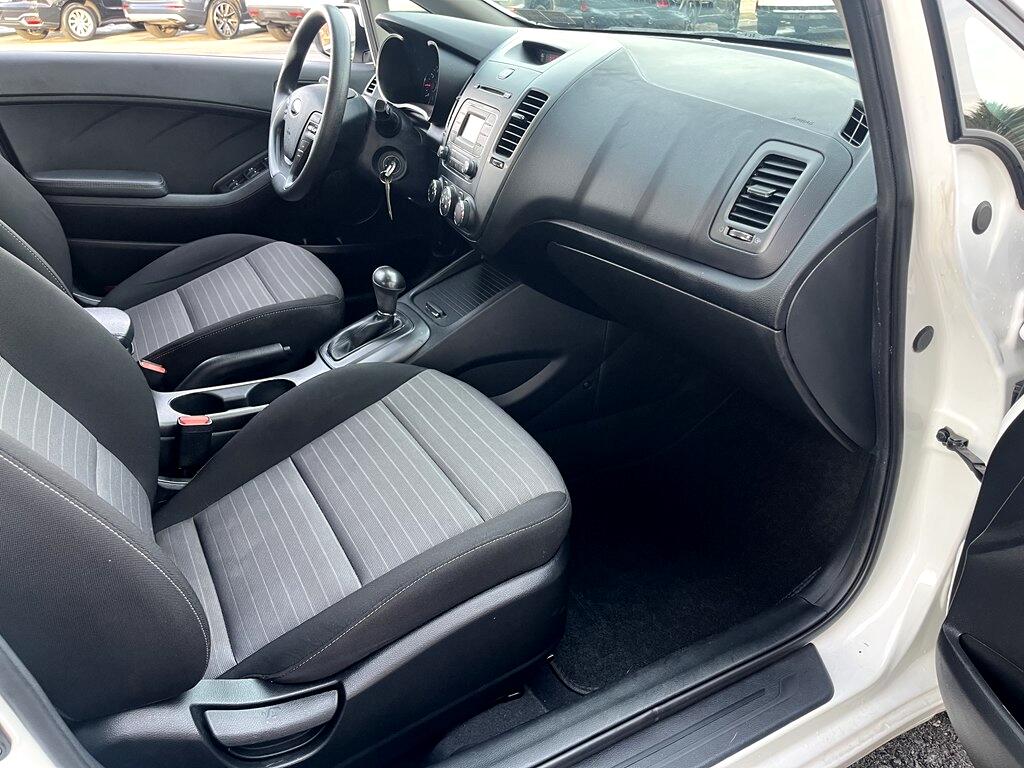 Kia Forte 5-Door  2016