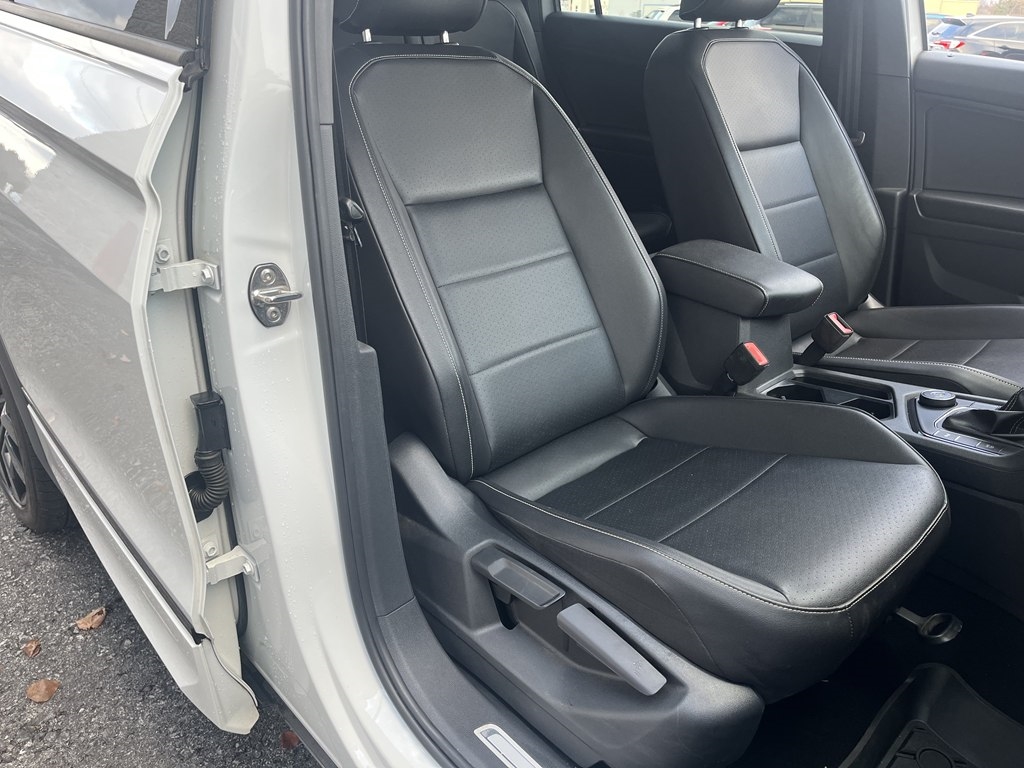 Volkswagen Tiguan  2021