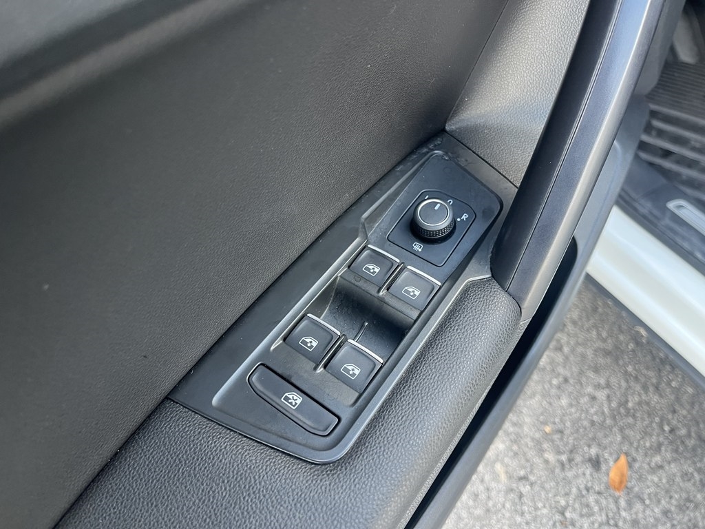 Volkswagen Tiguan  2021