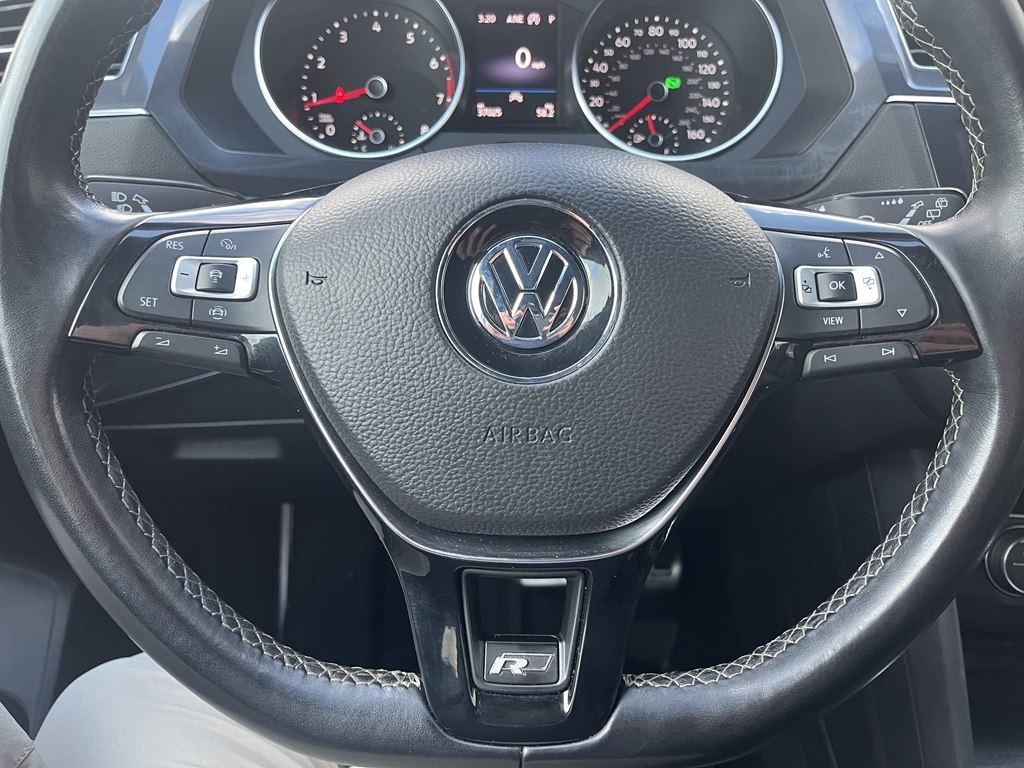 Volkswagen Tiguan  2021