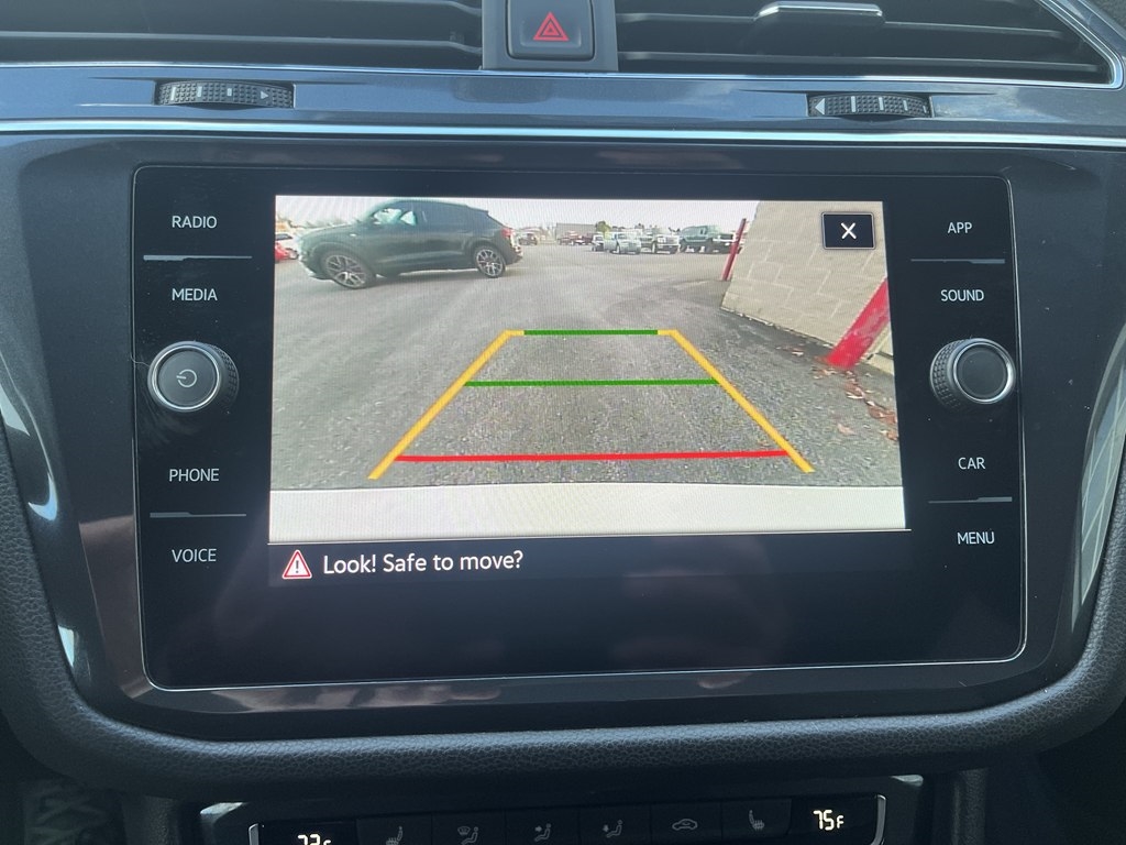 Volkswagen Tiguan  2021