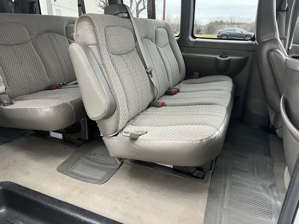 Chevrolet Express G3500 2005