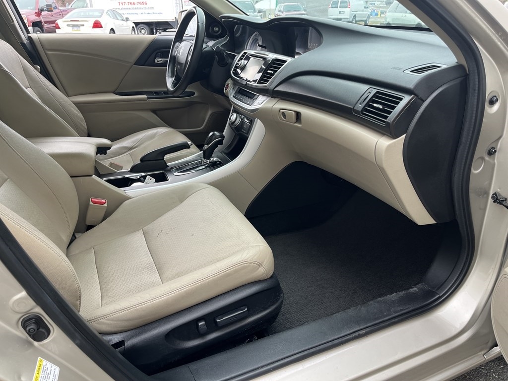 Honda Accord EX-L 4D Sedan w/Nav 2014