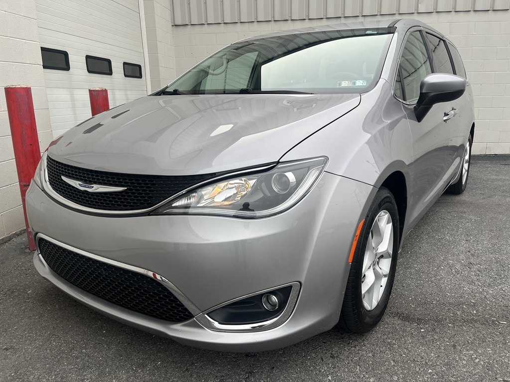 Chrysler Pacifica  2017