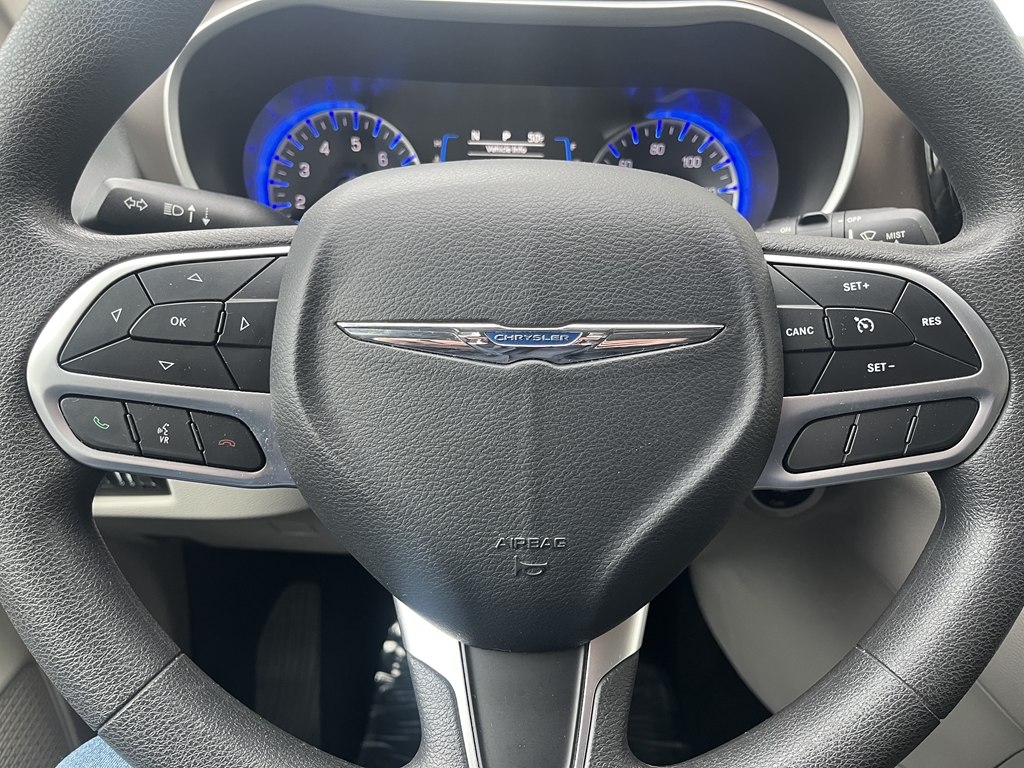 Chrysler Pacifica  2017