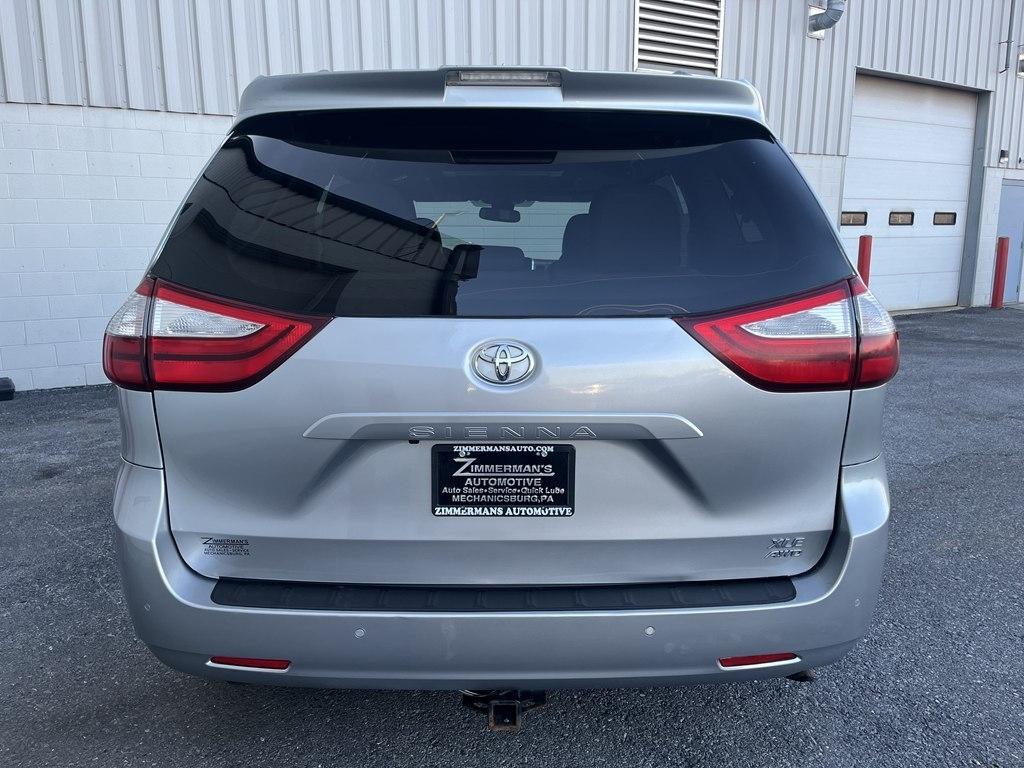 Toyota Sienna  2019