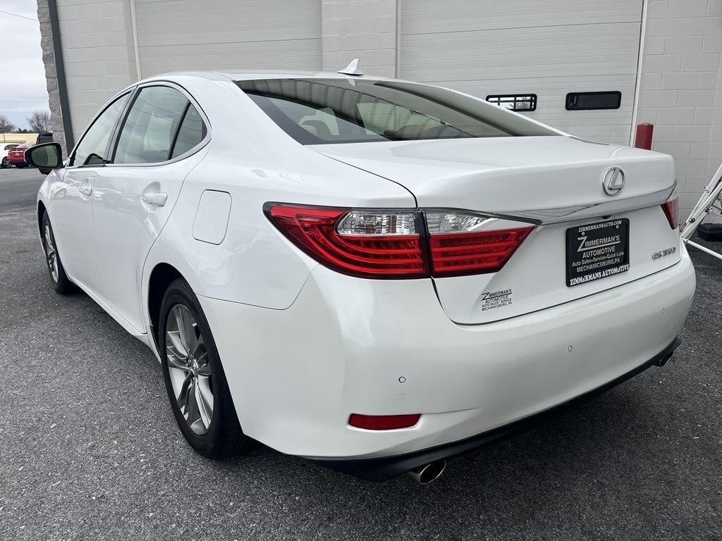 Lexus ES 350  2013
