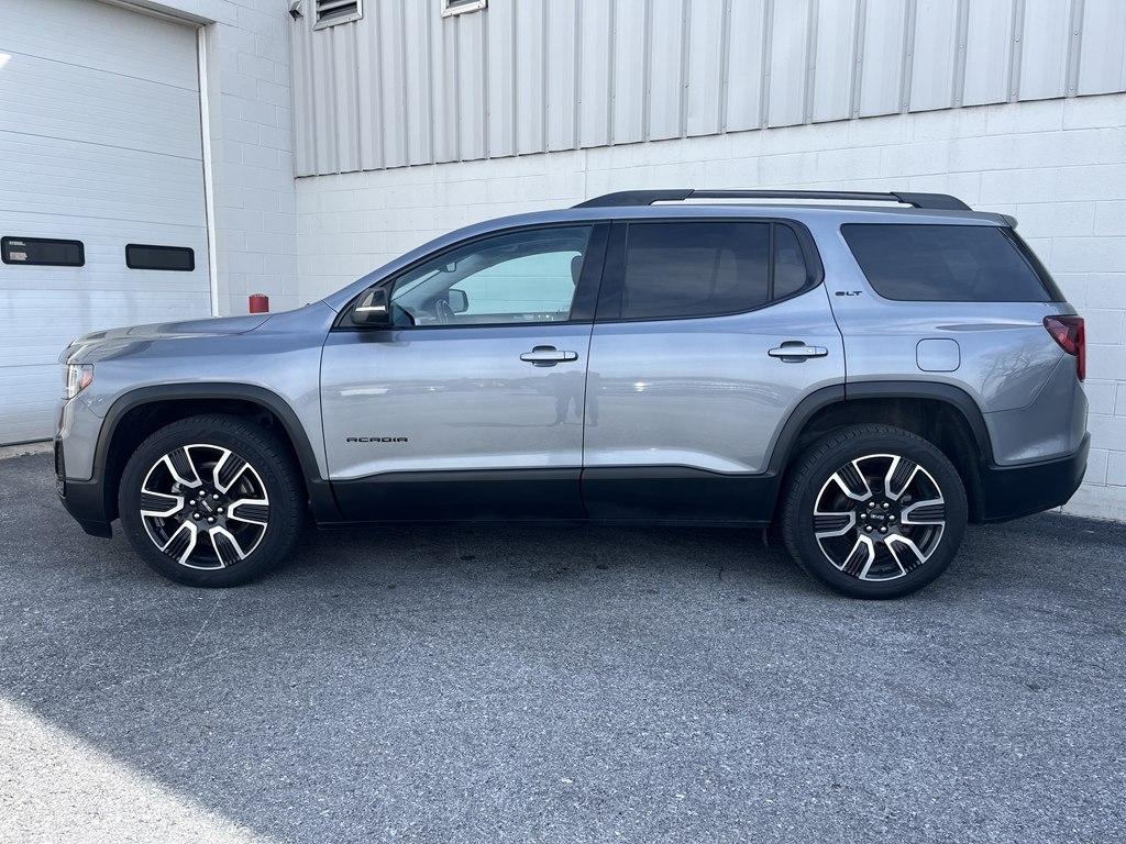 GMC Acadia  2021