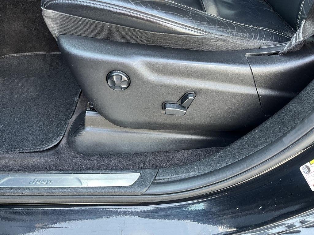 Jeep Grand Cherokee  2017