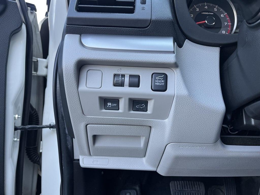 Subaru Forester 2.5X Limited with Navigation 2015