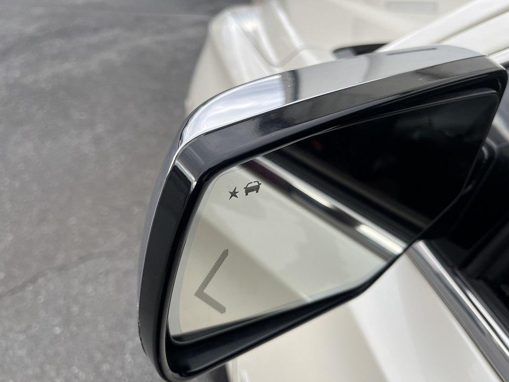 Chevrolet Tahoe  2015