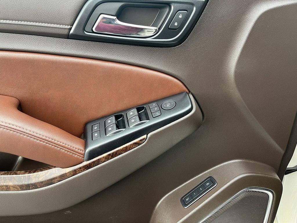 Chevrolet Tahoe  2015