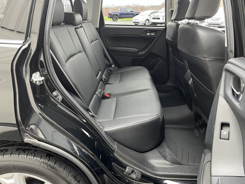 Subaru Forester 2.5X Limited with Navigation 2014