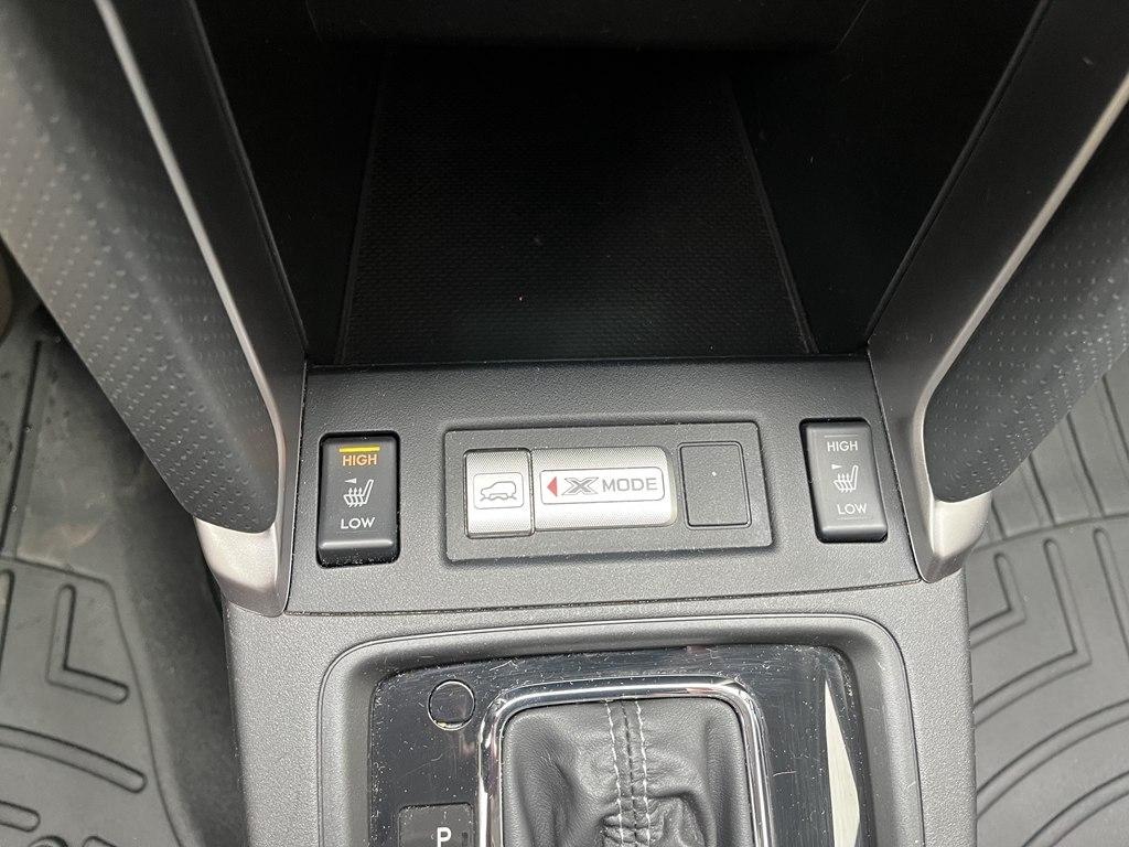 Subaru Forester 2.5X Limited with Navigation 2014