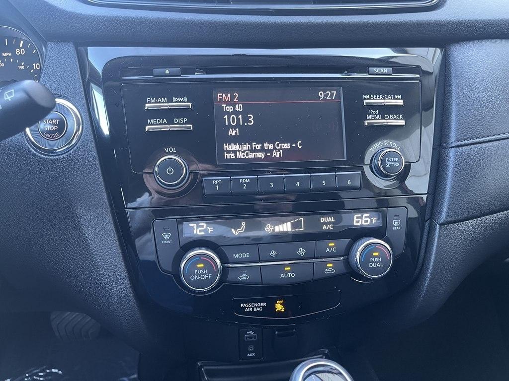 Nissan Rogue SV 2017