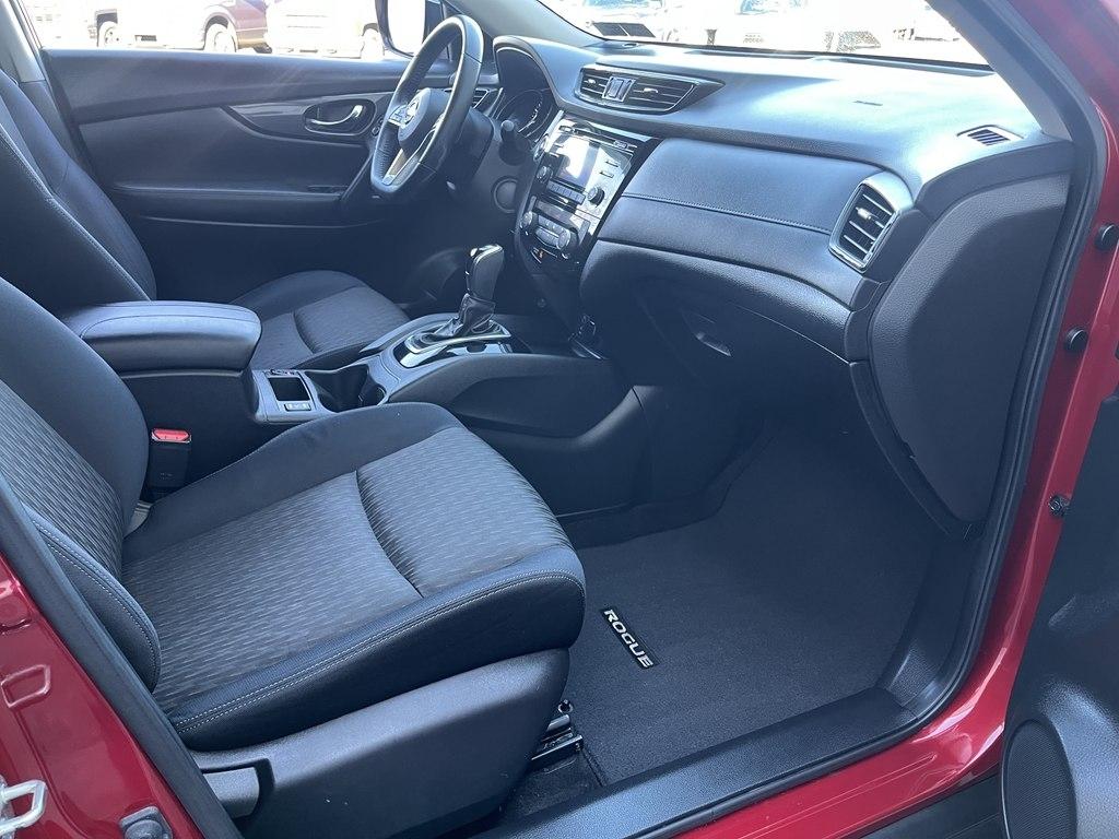 Nissan Rogue SV 2017