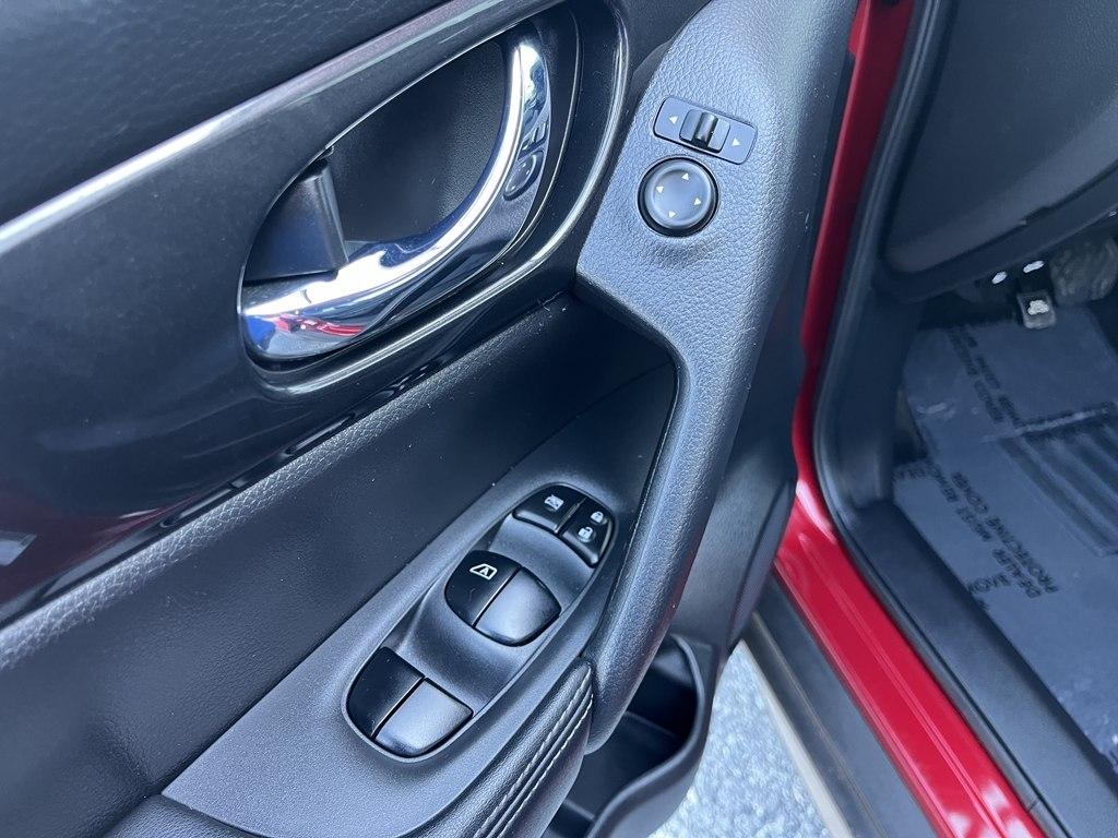 Nissan Rogue SV 2017