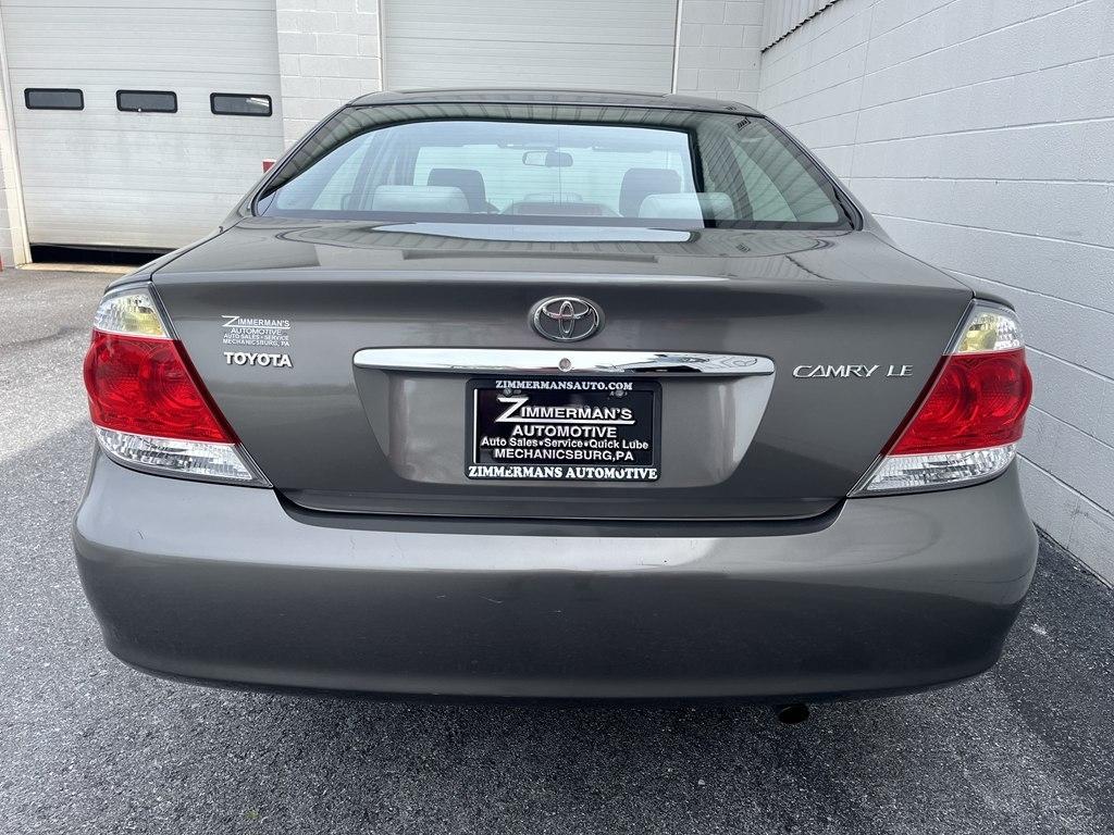 Toyota Camry  2005