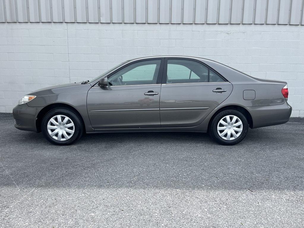 Toyota Camry  2005