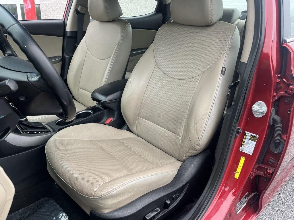 Hyundai Elantra  2014