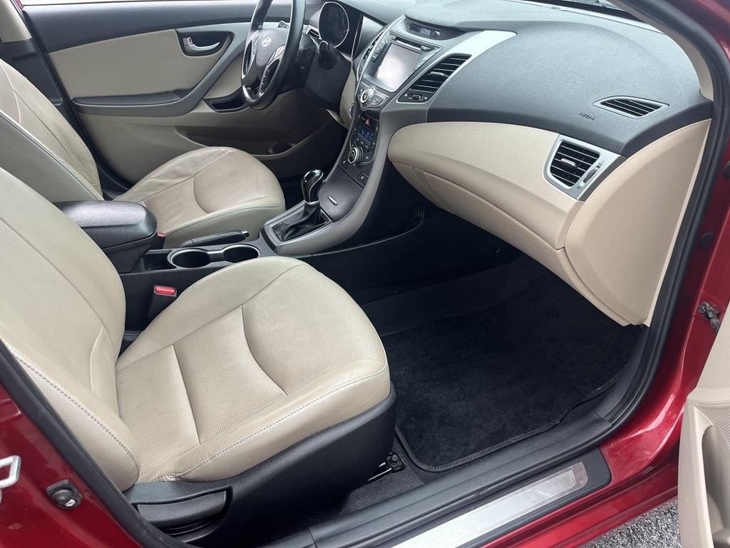 Hyundai Elantra  2014