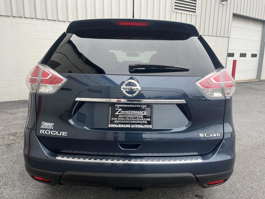 Nissan Rogue  2015