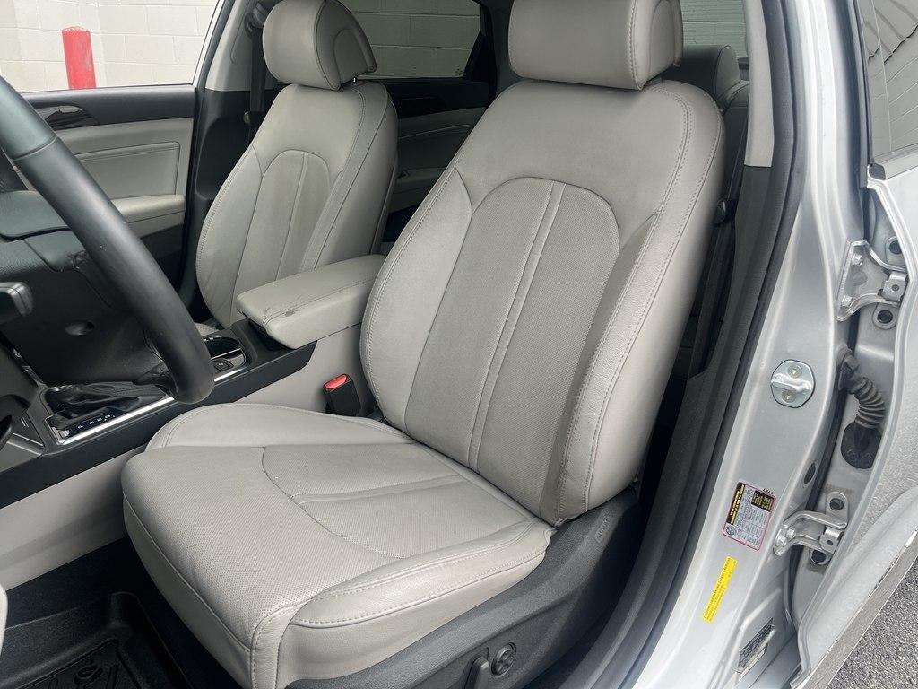 Hyundai Sonata  2016
